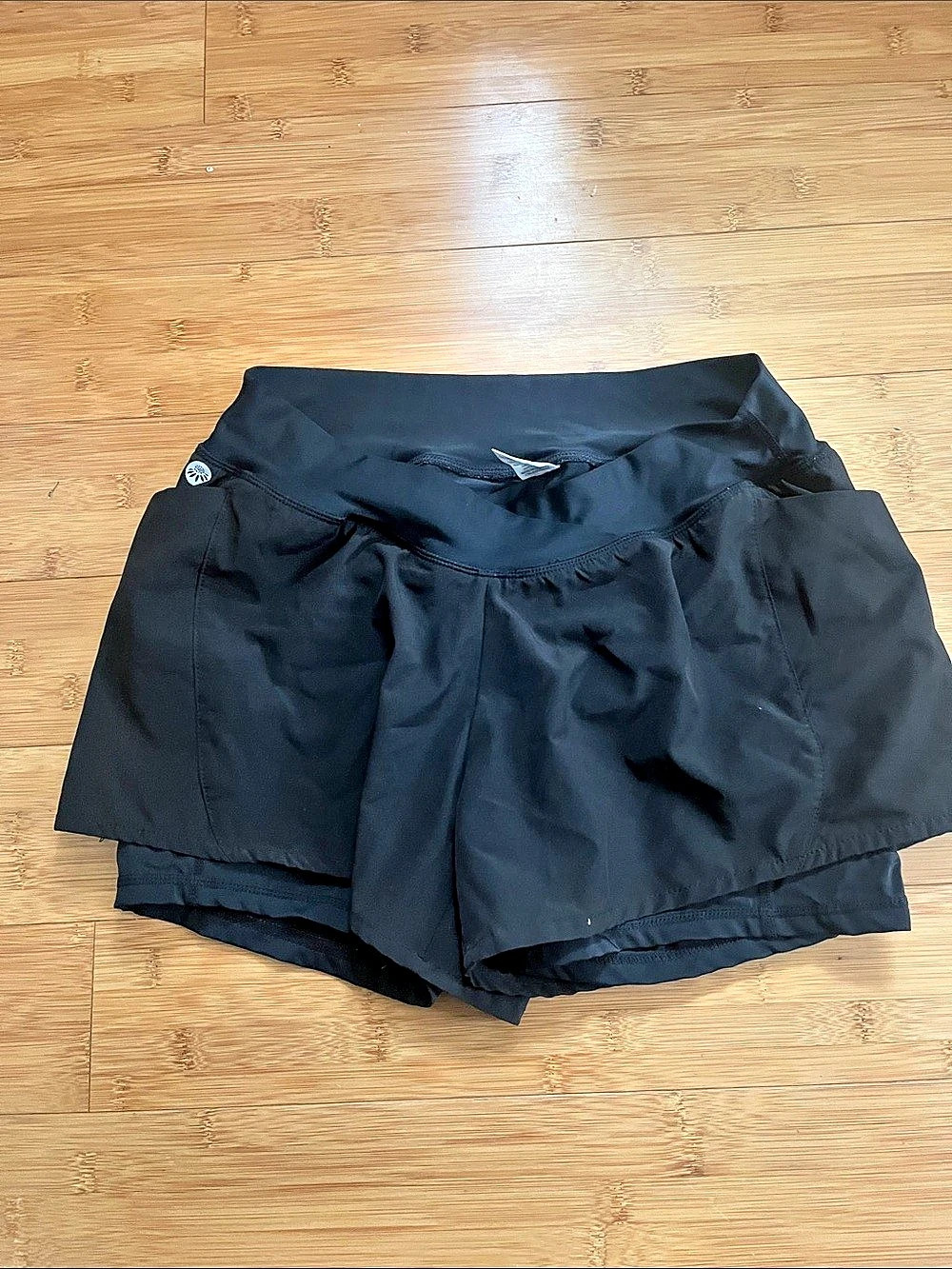 Athleta Athletic Shorts in Black Size Small Like New